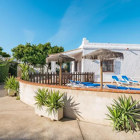 La Casa Del Estanque